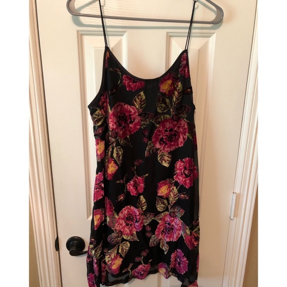 Floral dress - Picture 3 of 3